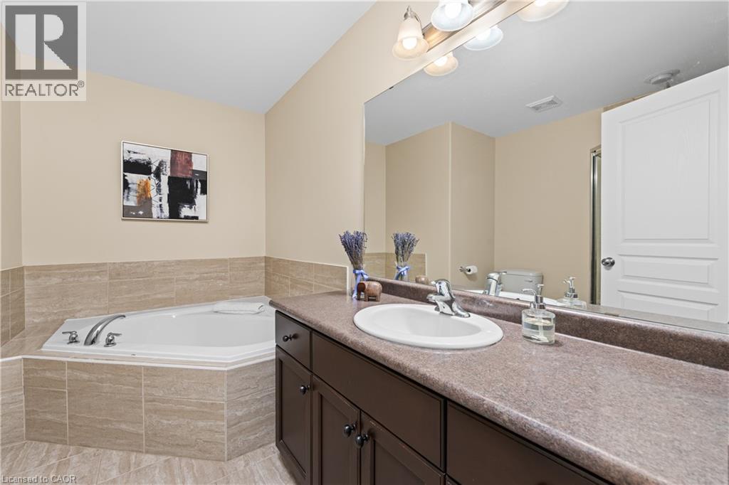 6 Chestnut Drive Unit# 16, Grimsby, Ontario  L3M 0C4 - Photo 12 - 40773519