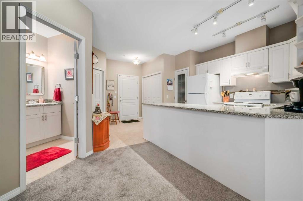 1113, 1113 Lake Fraser Green Se, Calgary, Alberta  T2J 7H6 - Photo 6 - A2253587