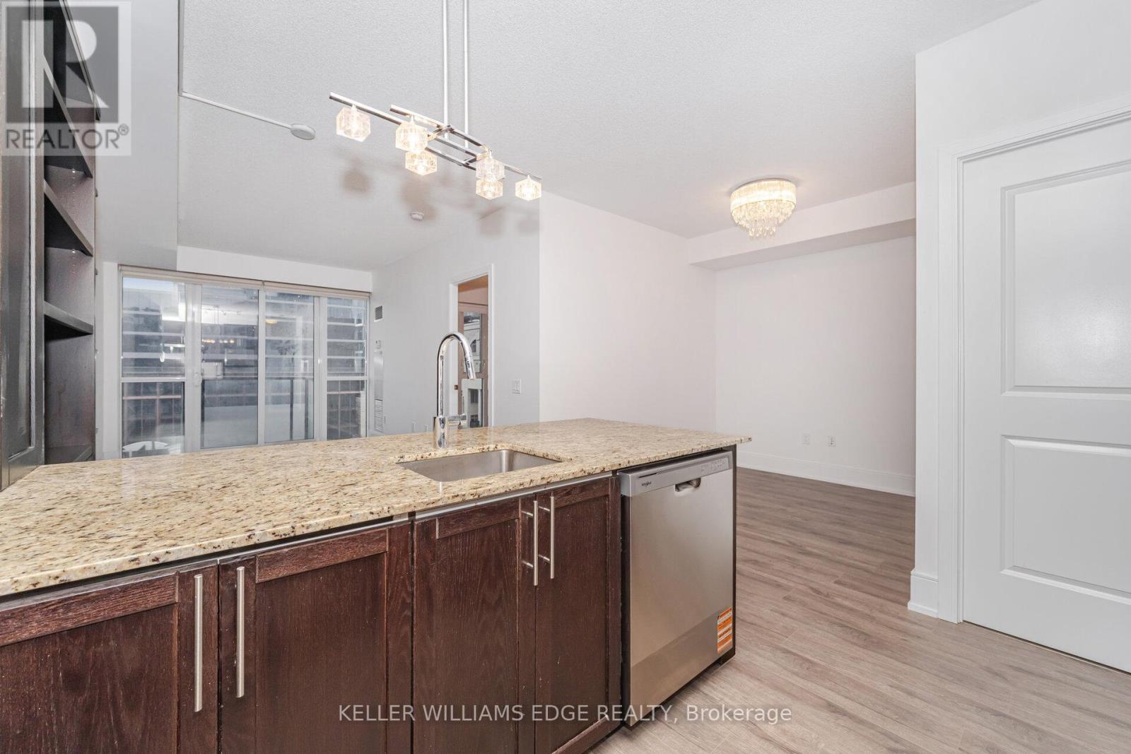 821 - 560 Front Street W, Toronto, Ontario  M5V 1C1 - Photo 13 - C12428093