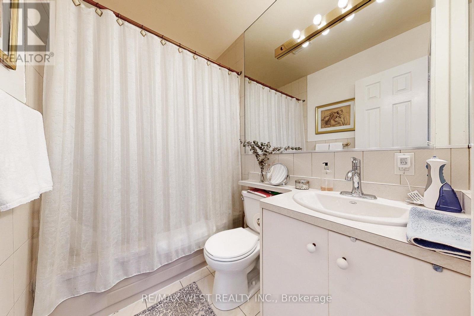 52 Heydon Park Road, Toronto, Ontario  M6J 2C8 - Photo 16 - C12428115