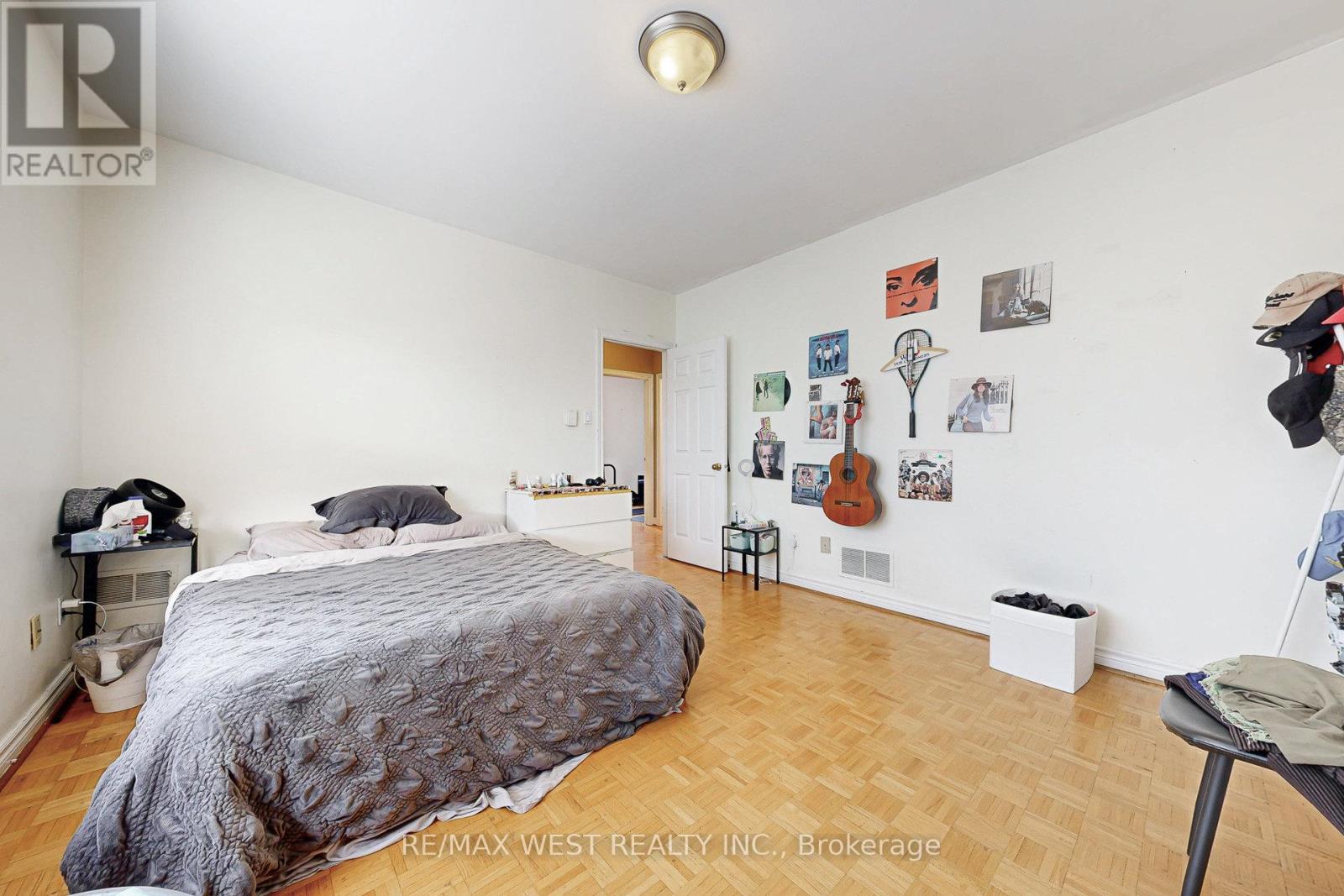 52 Heydon Park Road, Toronto, Ontario  M6J 2C8 - Photo 26 - C12428115