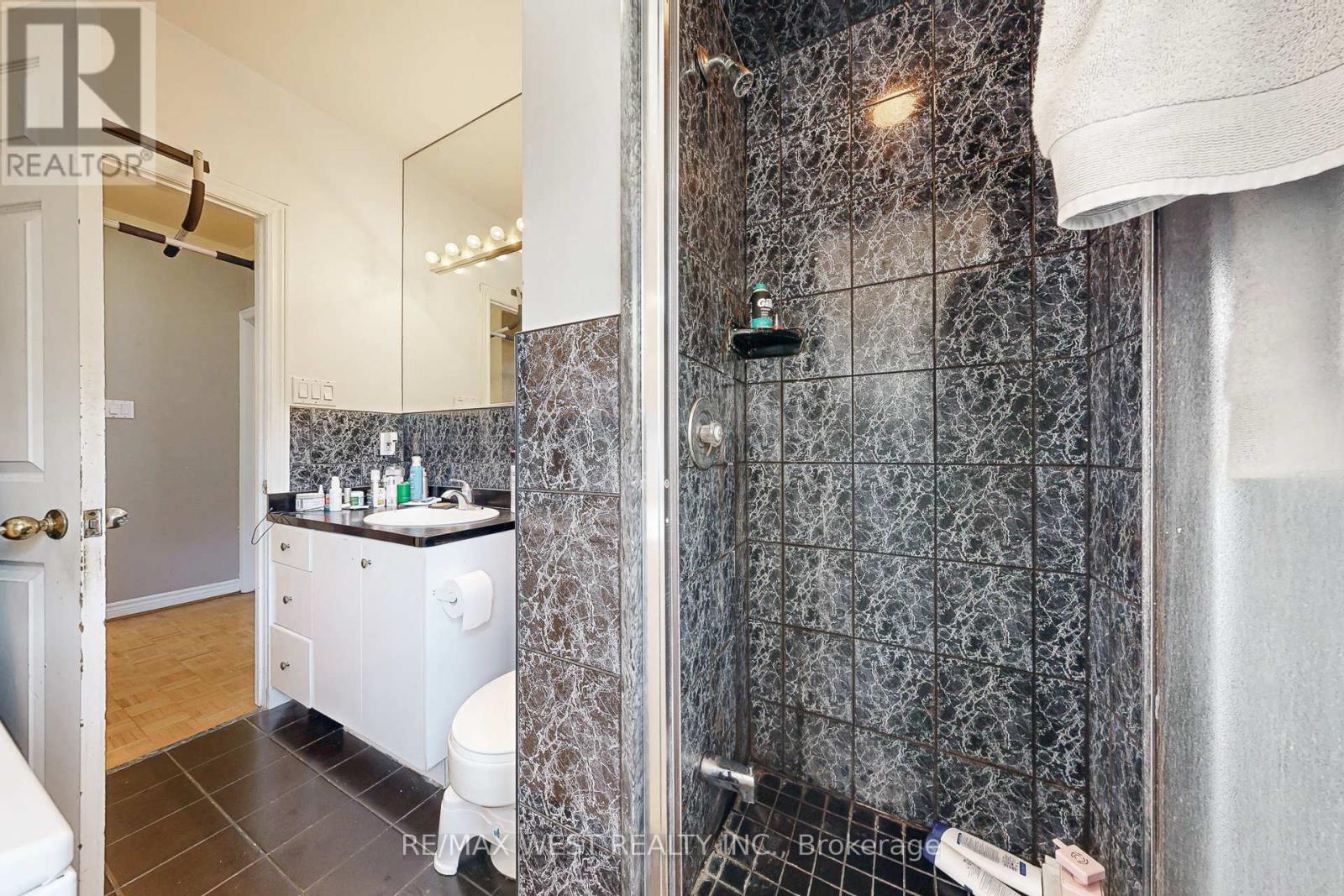 52 Heydon Park Road, Toronto, Ontario  M6J 2C8 - Photo 30 - C12428115