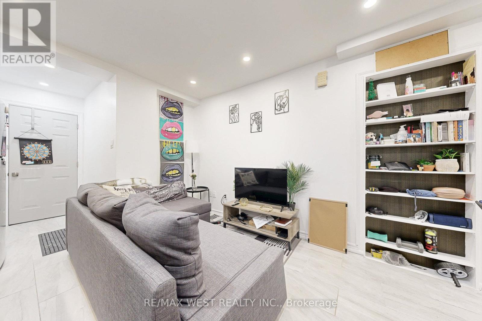 52 Heydon Park Road, Toronto, Ontario  M6J 2C8 - Photo 42 - C12428115