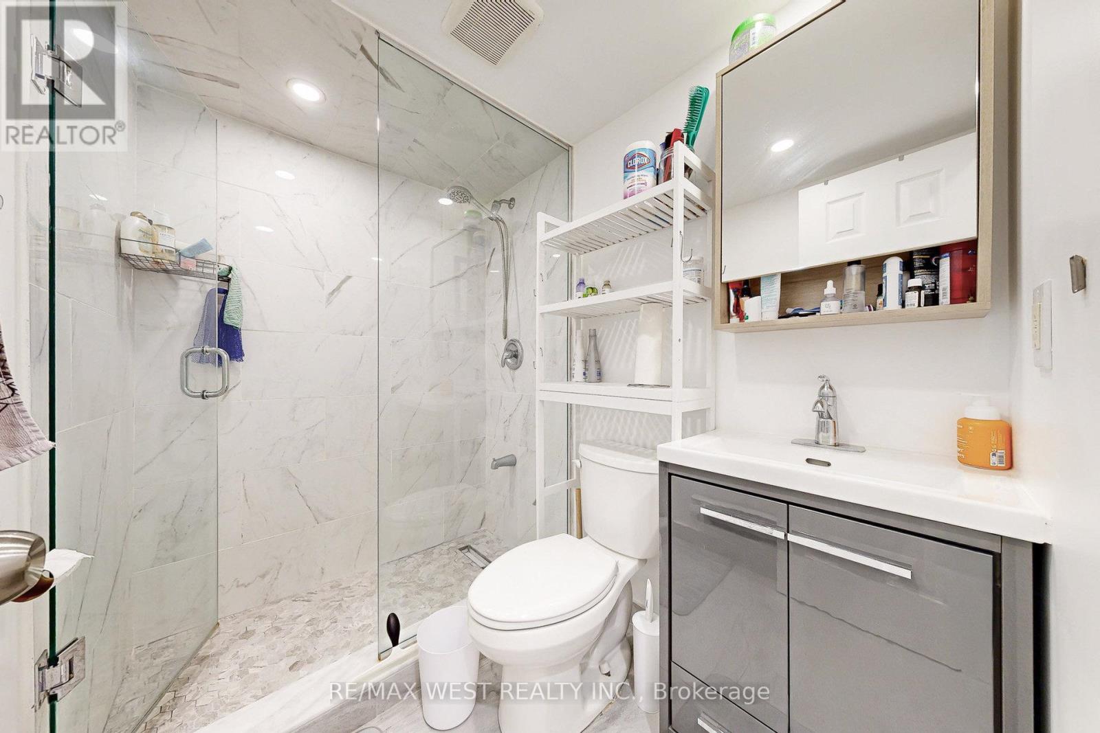 52 Heydon Park Road, Toronto, Ontario  M6J 2C8 - Photo 45 - C12428115