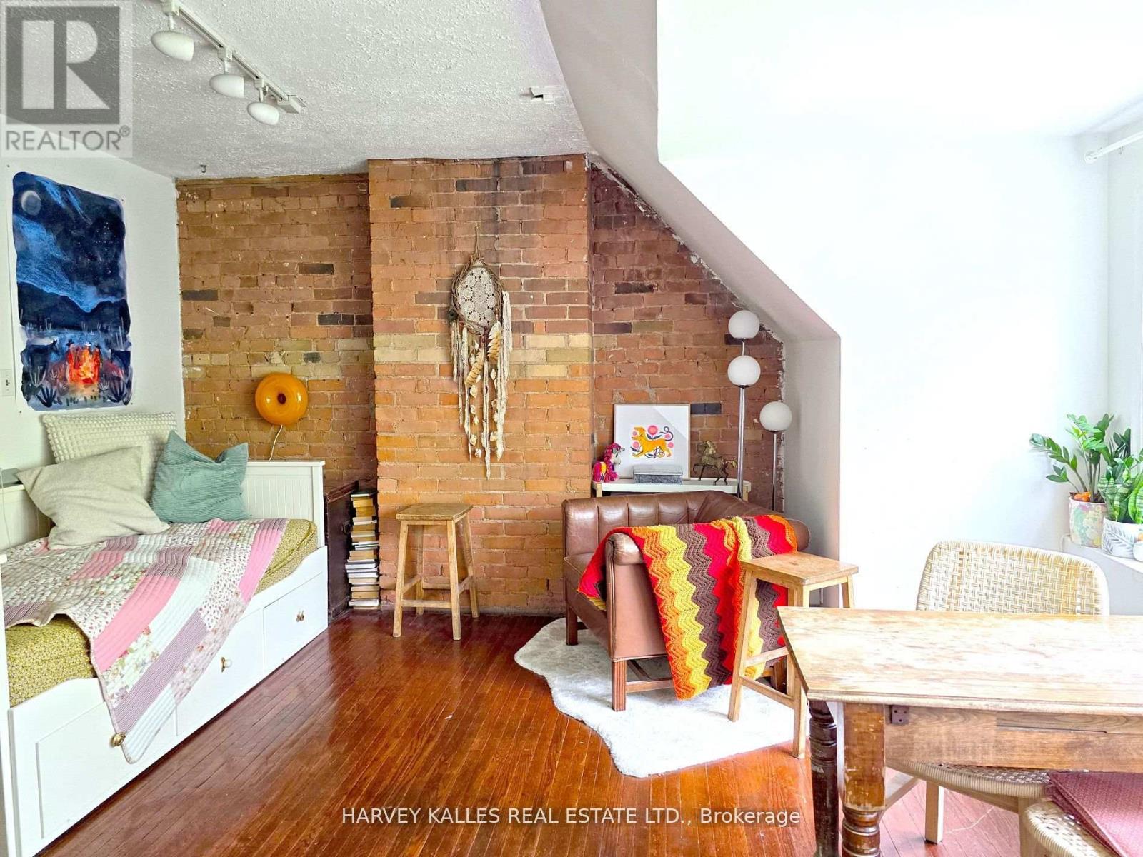 105-107 Pembroke Street, Toronto, Ontario  M5A 2N9 - Photo 11 - C12428128