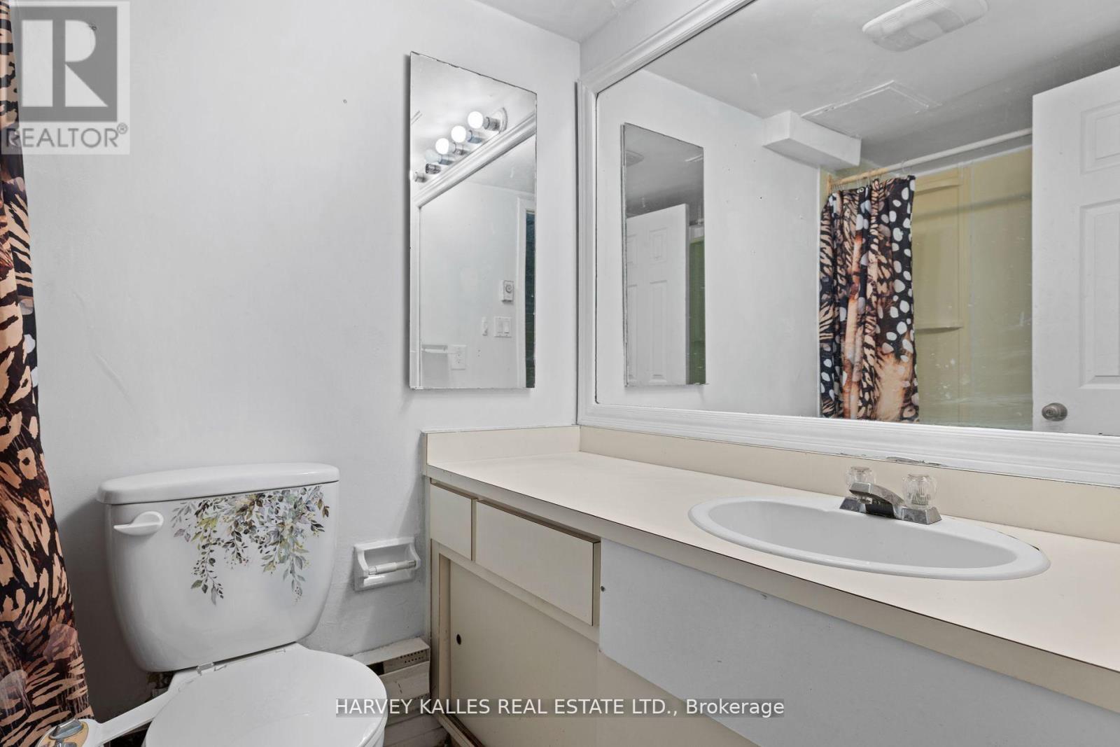 105-107 Pembroke Street, Toronto, Ontario  M5A 2N9 - Photo 18 - C12428128