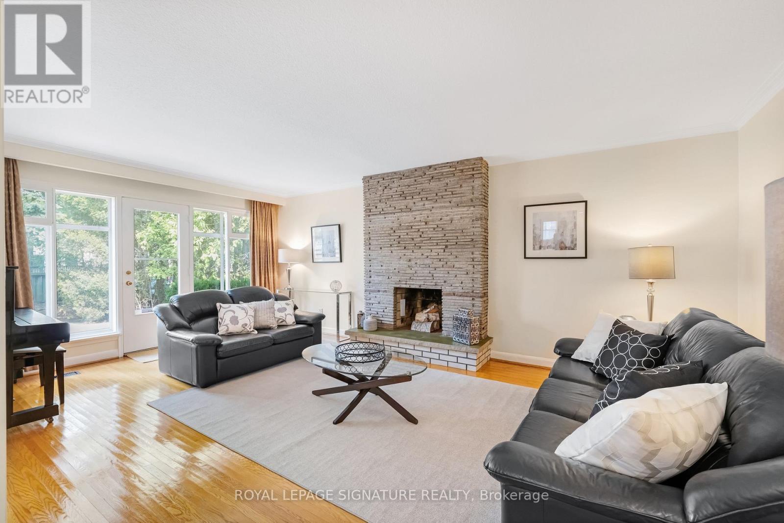 12 Feldbar Court, Toronto, Ontario  M2N 4P8 - Photo 2 - C12428129