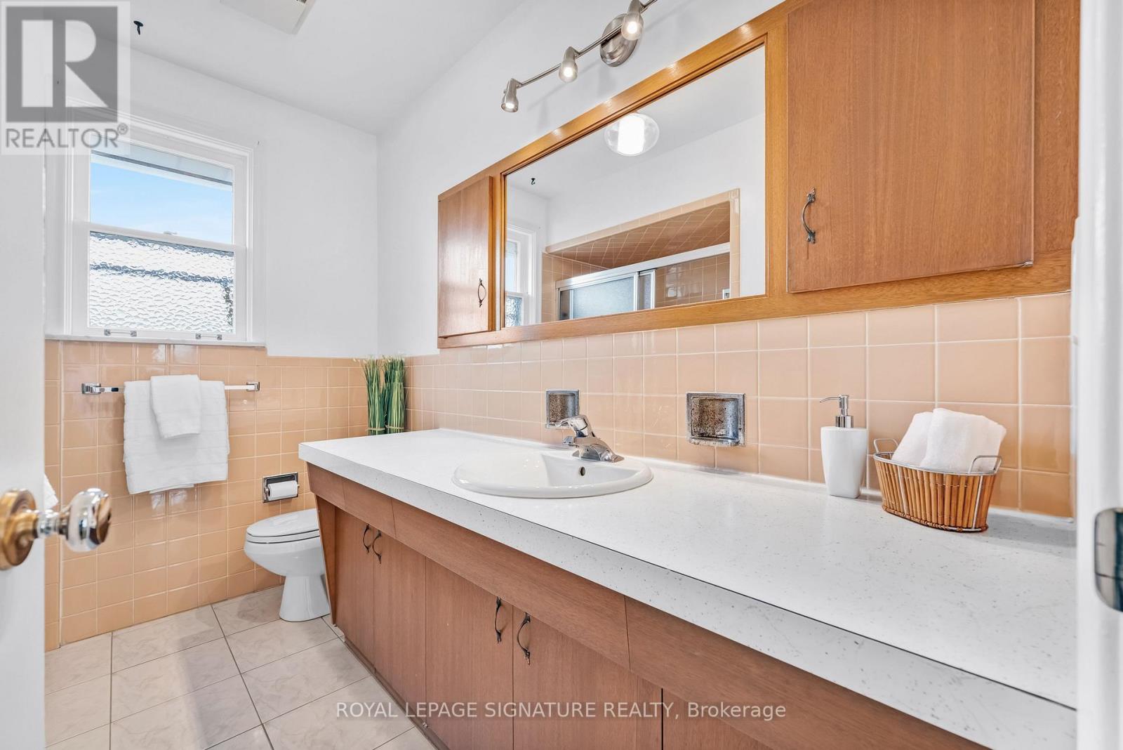 12 Feldbar Court, Toronto, Ontario  M2N 4P8 - Photo 24 - C12428129