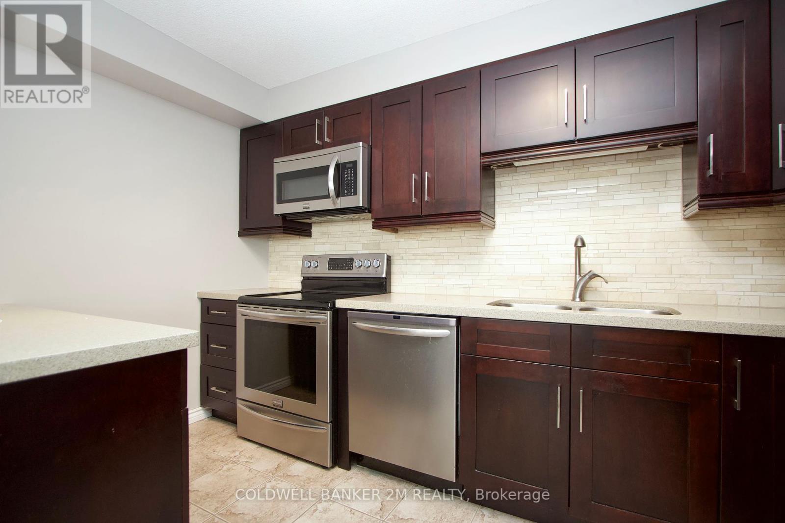 518 - 50 Richmond Street E, Oshawa, Ontario  L1G 7C7 - Photo 11 - E12428183