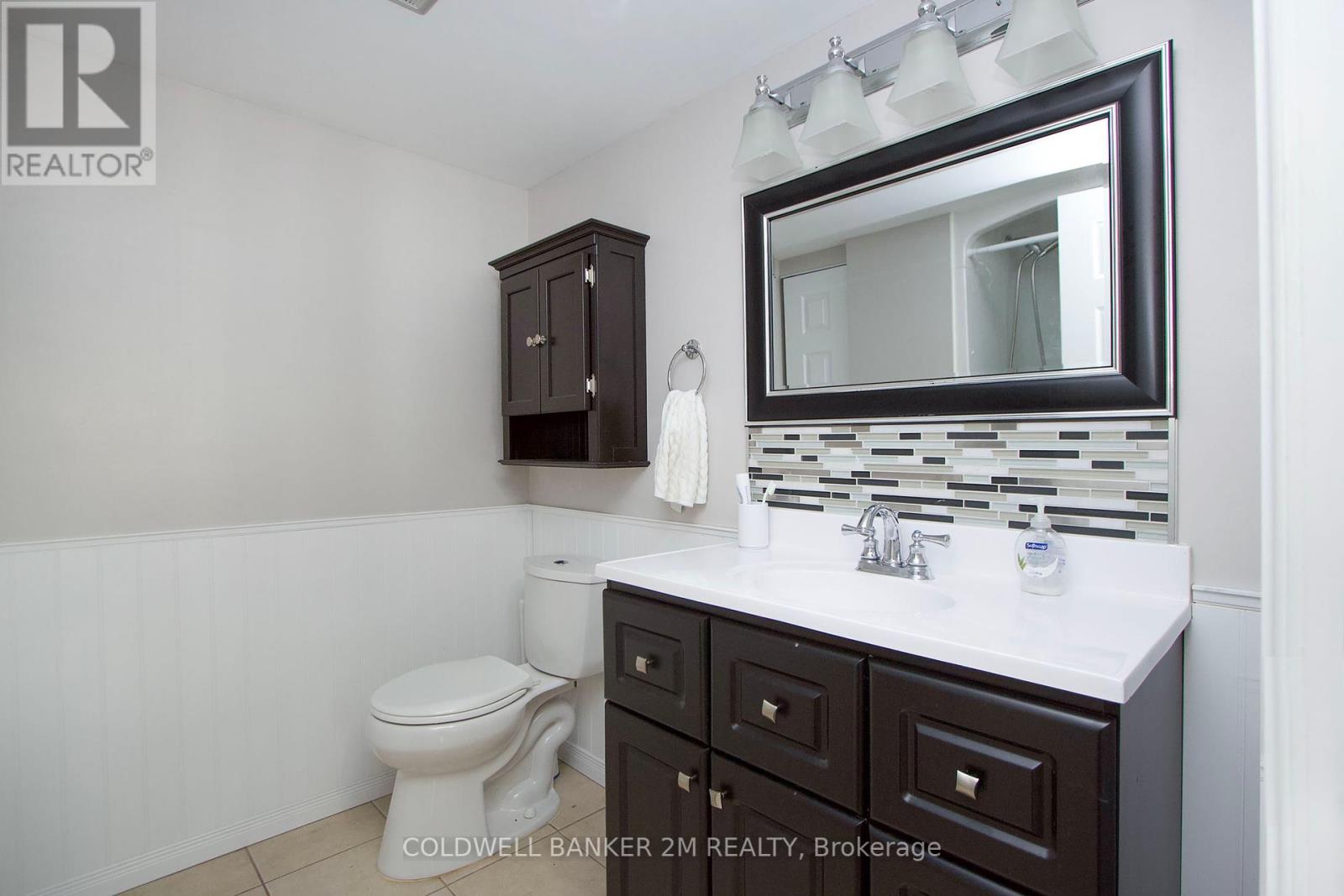 518 - 50 Richmond Street E, Oshawa, Ontario  L1G 7C7 - Photo 18 - E12428183
