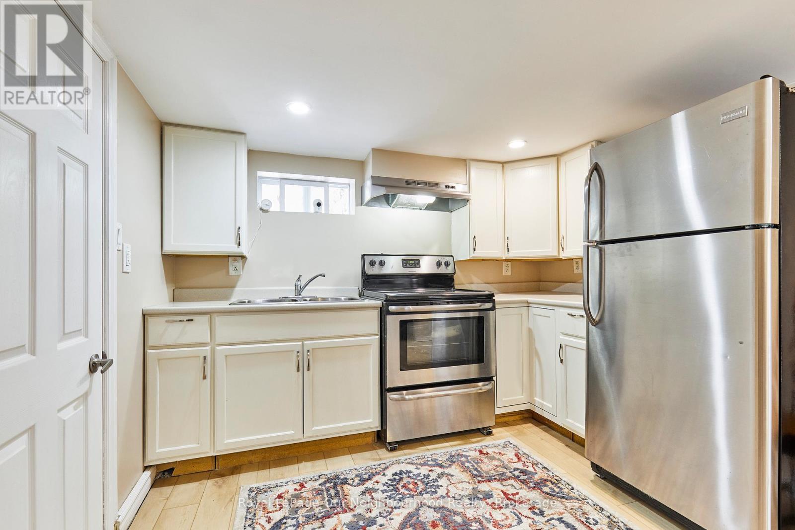 738 Simcoe Street N, Oshawa, Ontario  L1G 4V8 - Photo 33 - E12428210