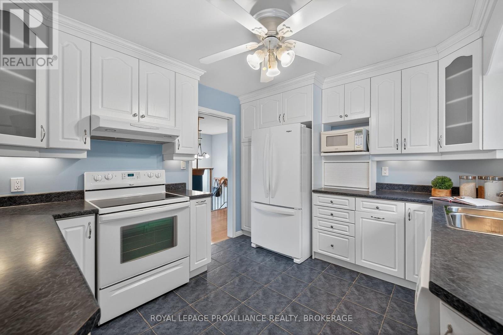 855 Woodbine Road, Kingston, Ontario  K7P 2X3 - Photo 6 - X12428277