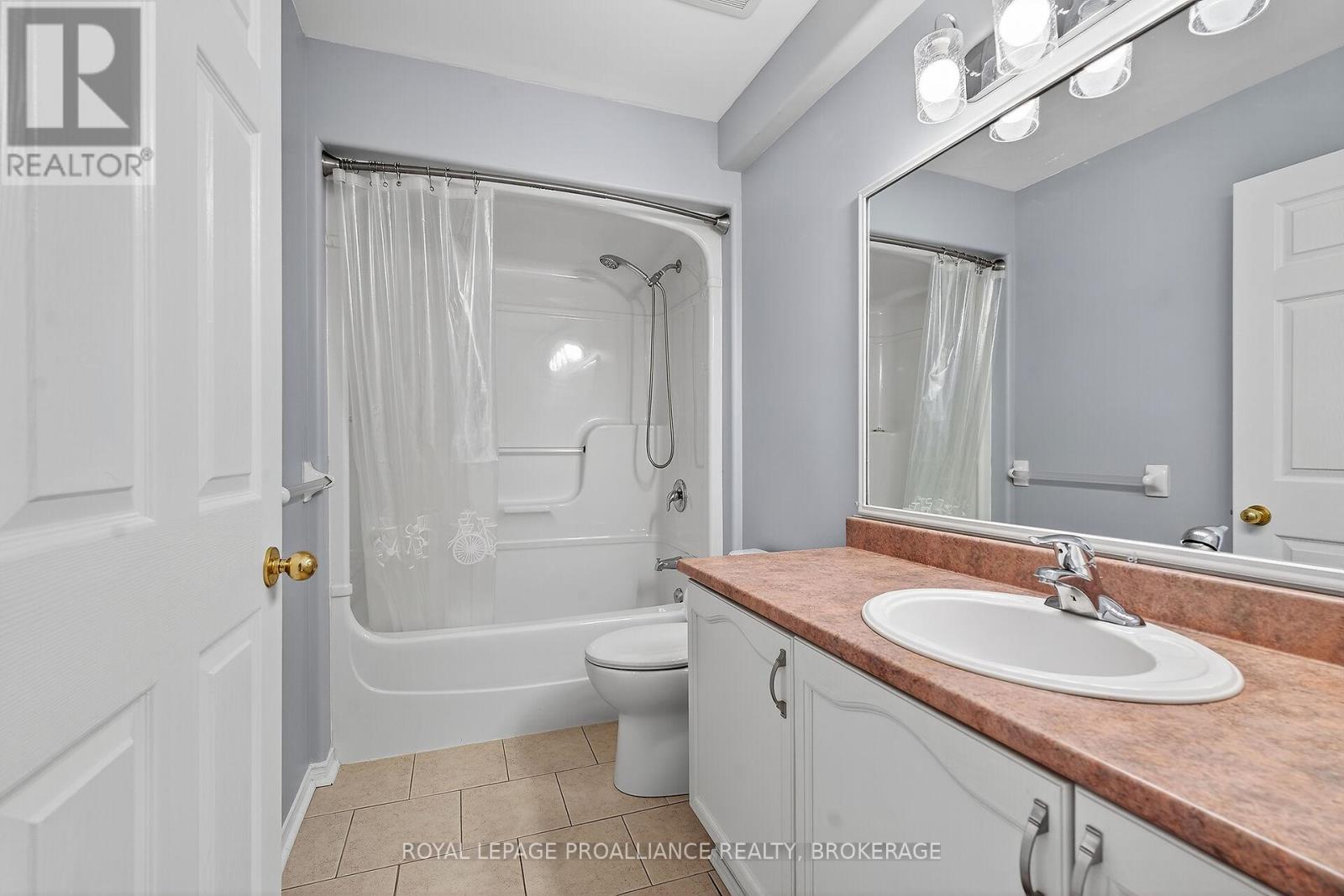270 Ellesmeer Avenue, Kingston, Ontario  K7P 3C6 - Photo 25 - X12428298