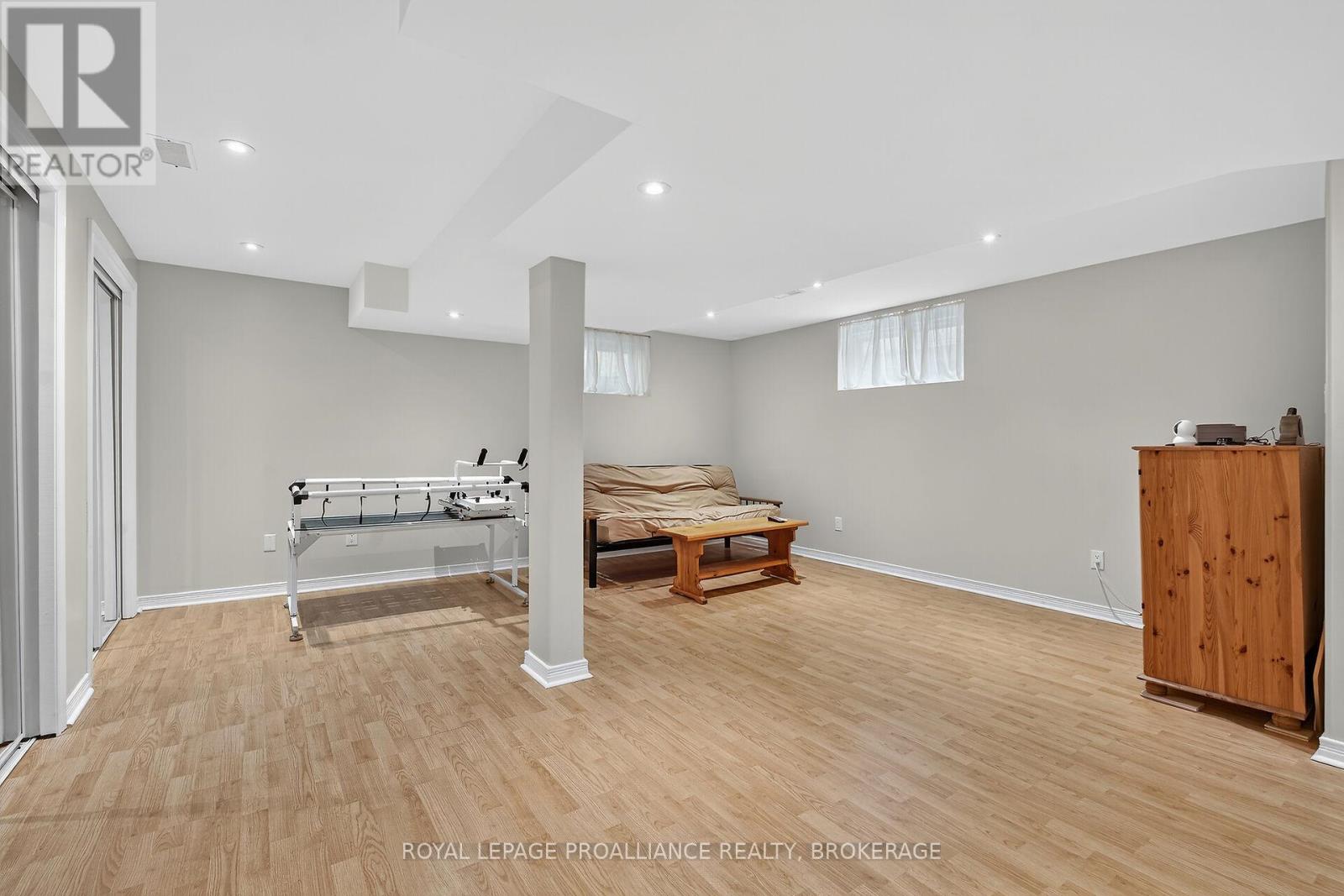 270 Ellesmeer Avenue, Kingston, Ontario  K7P 3C6 - Photo 30 - X12428298