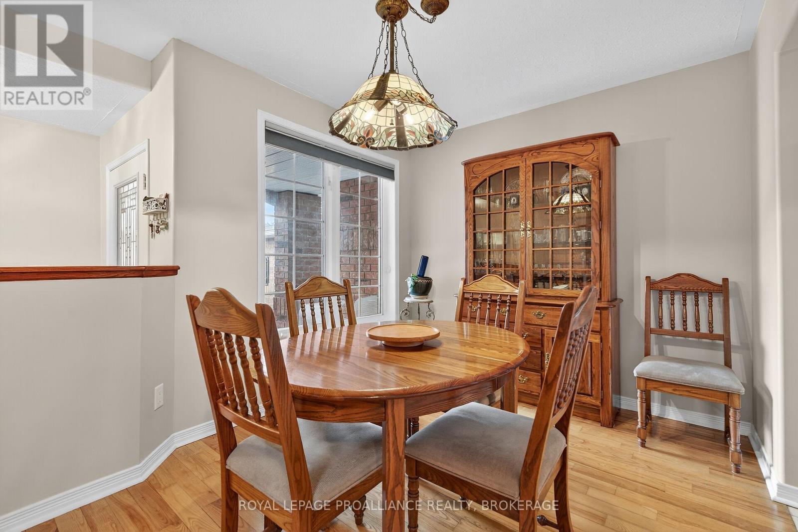 270 Ellesmeer Avenue, Kingston, Ontario  K7P 3C6 - Photo 6 - X12428298