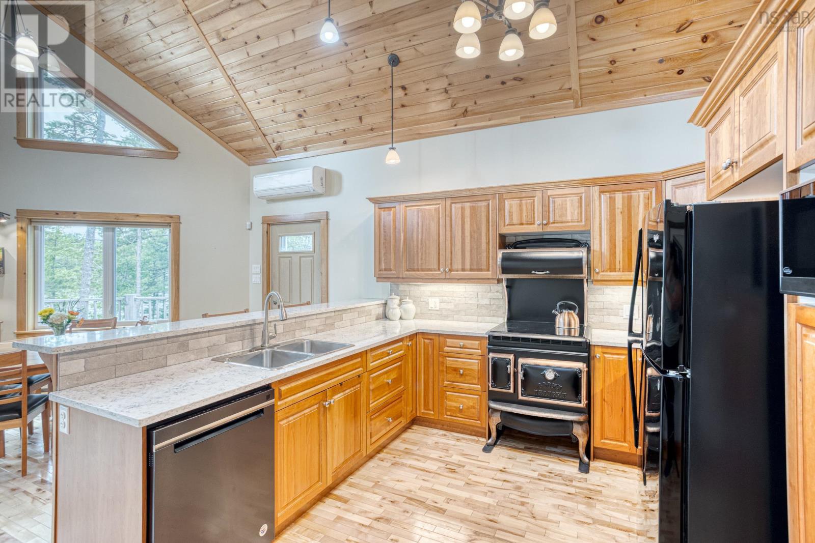 33 Eastern Point Lane, East Uniacke, Nova Scotia  B0N 1Z0 - Photo 16 - 202523576