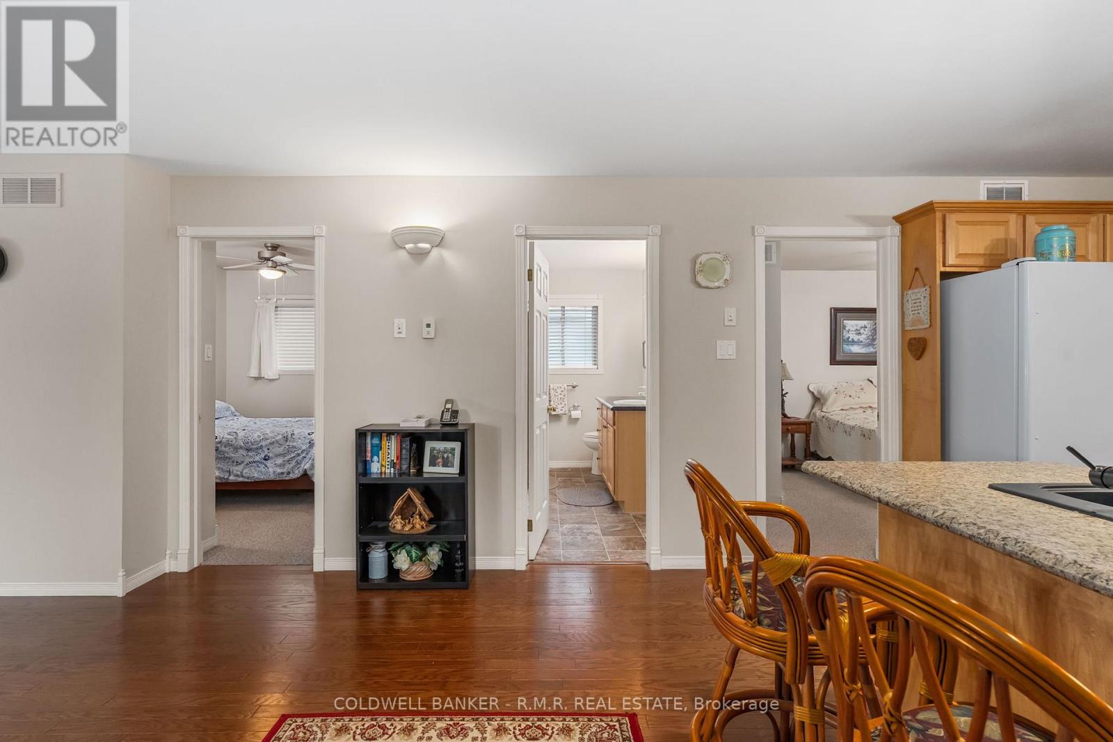 34 John Street, Kawartha Lakes, Ontario  K0M 1A0 - Photo 12 - X12428282