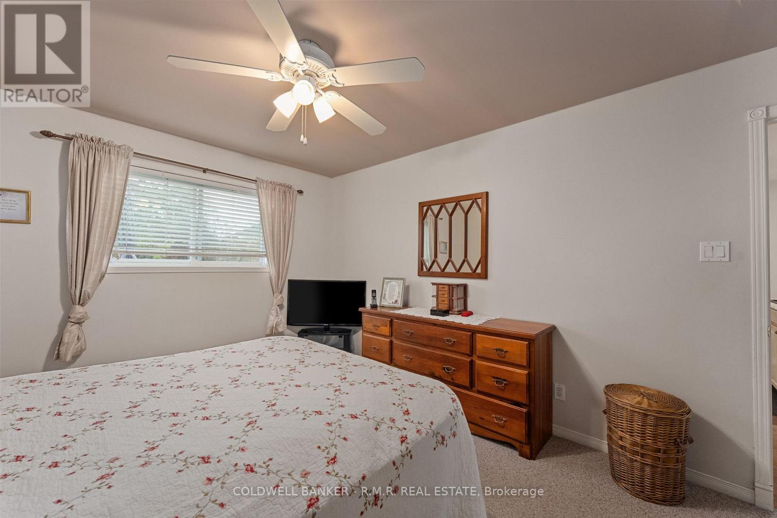 34 John Street, Kawartha Lakes, Ontario  K0M 1A0 - Photo 15 - X12428282