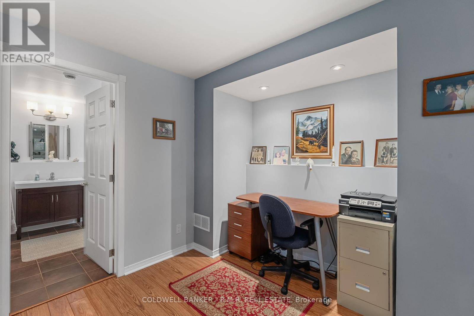 34 John Street, Kawartha Lakes, Ontario  K0M 1A0 - Photo 22 - X12428282