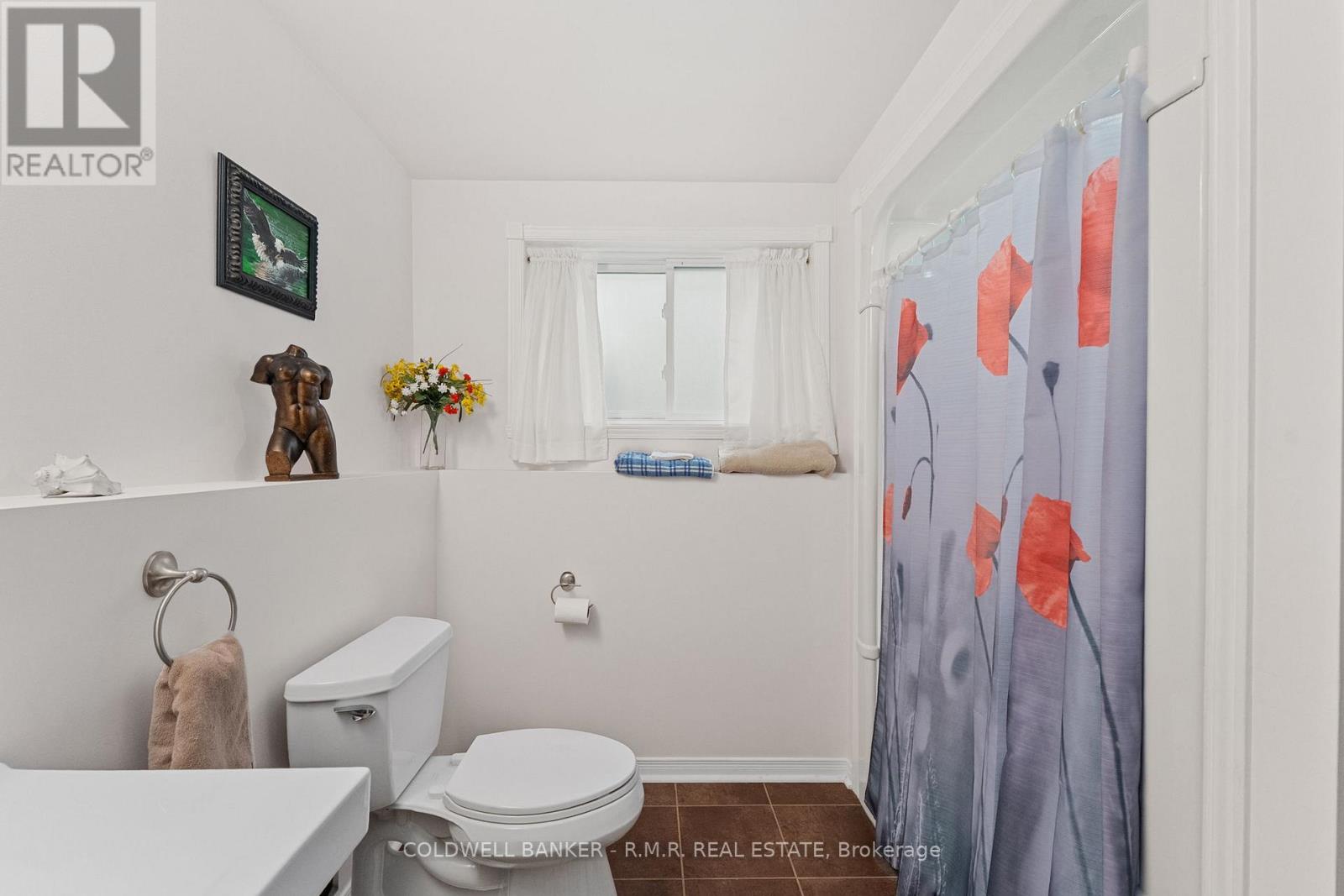 34 John Street, Kawartha Lakes, Ontario  K0M 1A0 - Photo 25 - X12428282