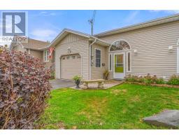 34 JOHN STREET, Kawartha Lakes, Ontario