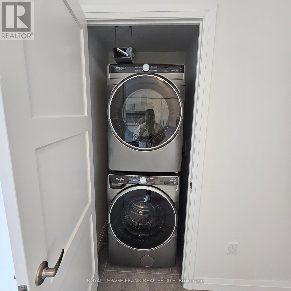 903 - 93 Arthur Street S, Guelph, Ontario  N1E 0S6 - Photo 14 - X12428288