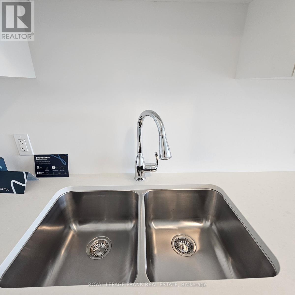 903 - 93 Arthur Street S, Guelph, Ontario  N1E 0S6 - Photo 9 - X12428288