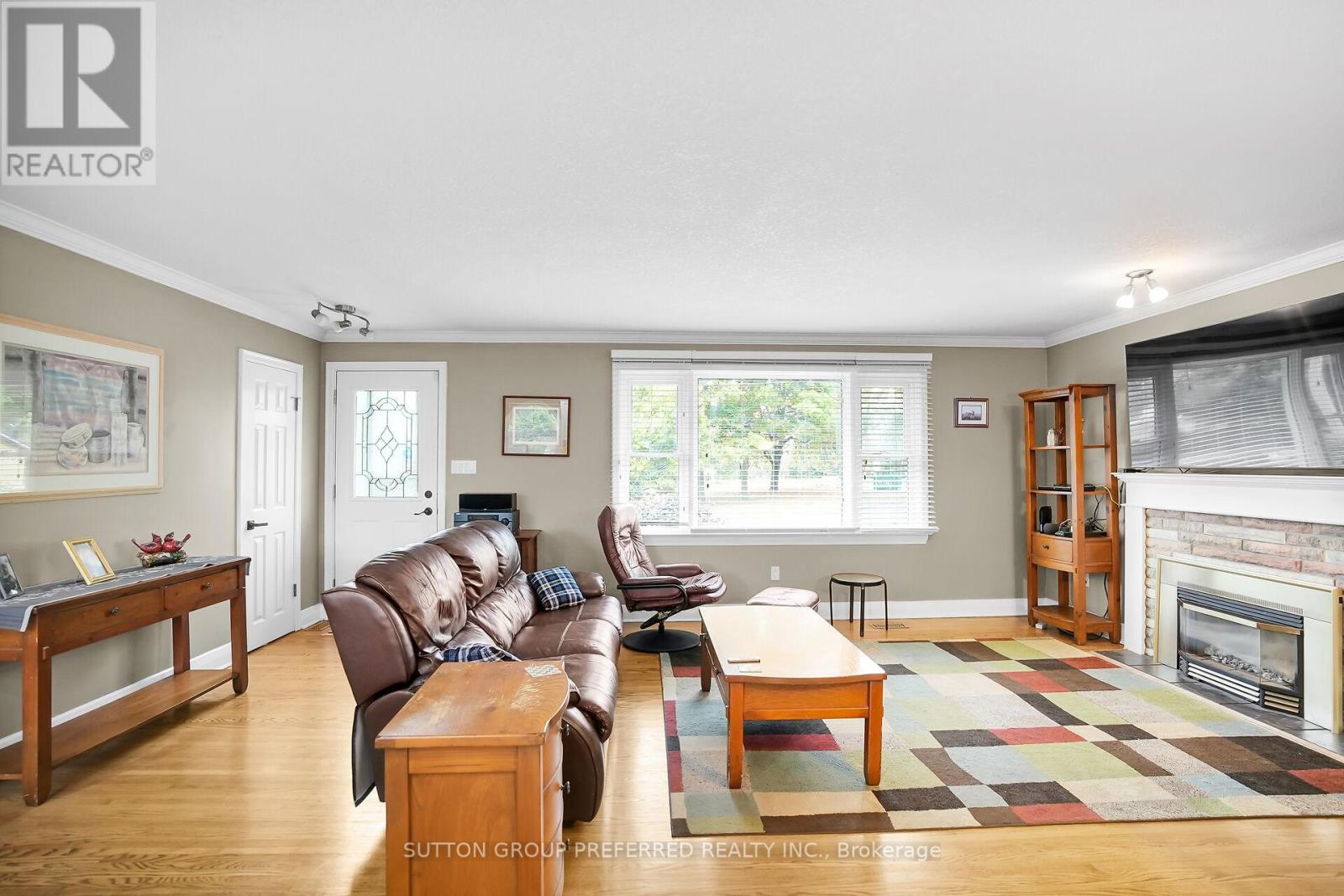 737 Whetter Avenue, London South, Ontario  N6C 2H1 - Photo 10 - X12428227