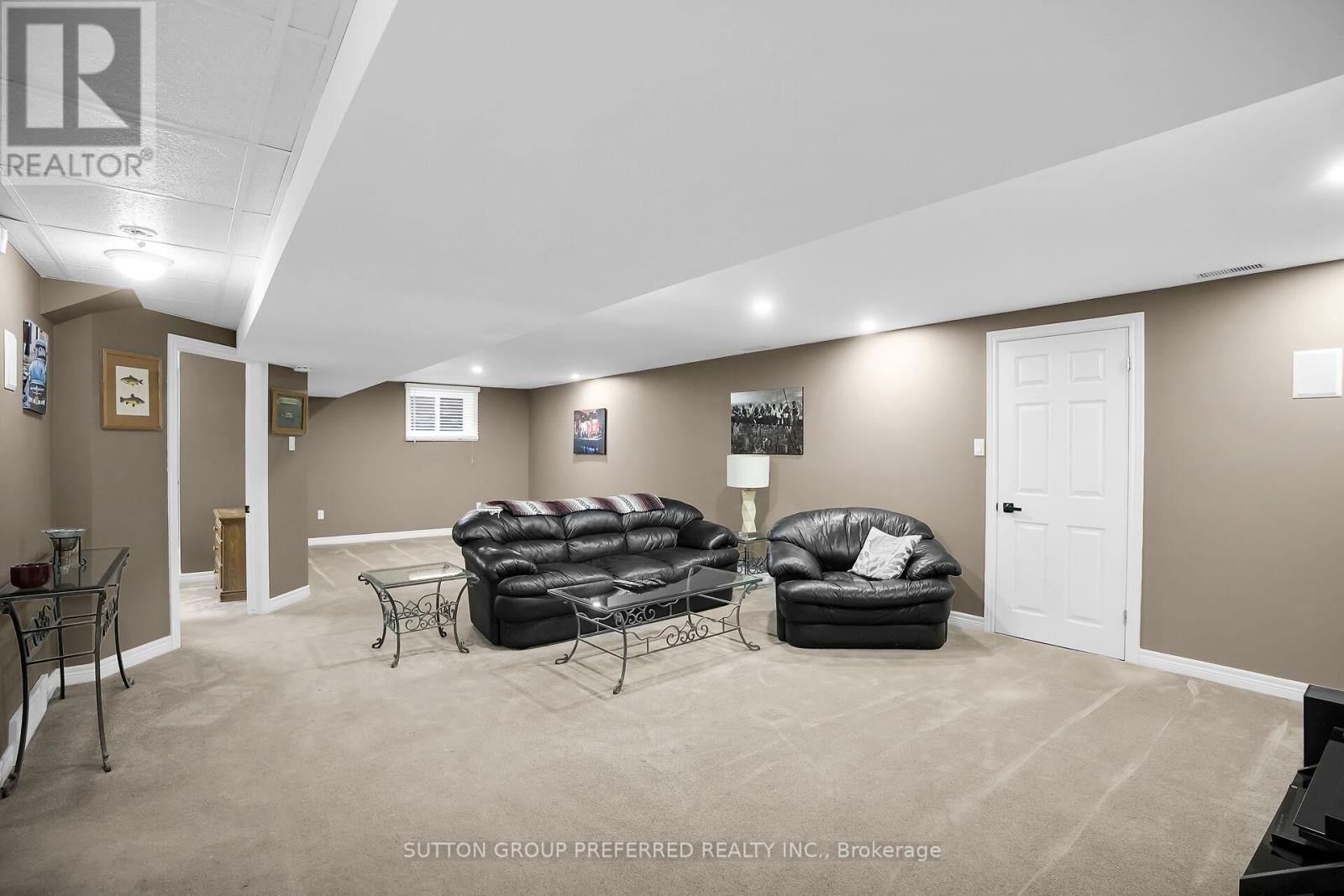 737 Whetter Avenue, London South, Ontario  N6C 2H1 - Photo 26 - X12428227