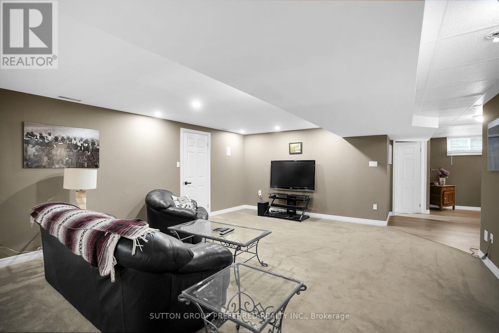 737 Whetter Avenue, London South, Ontario  N6C 2H1 - Photo 29 - X12428227