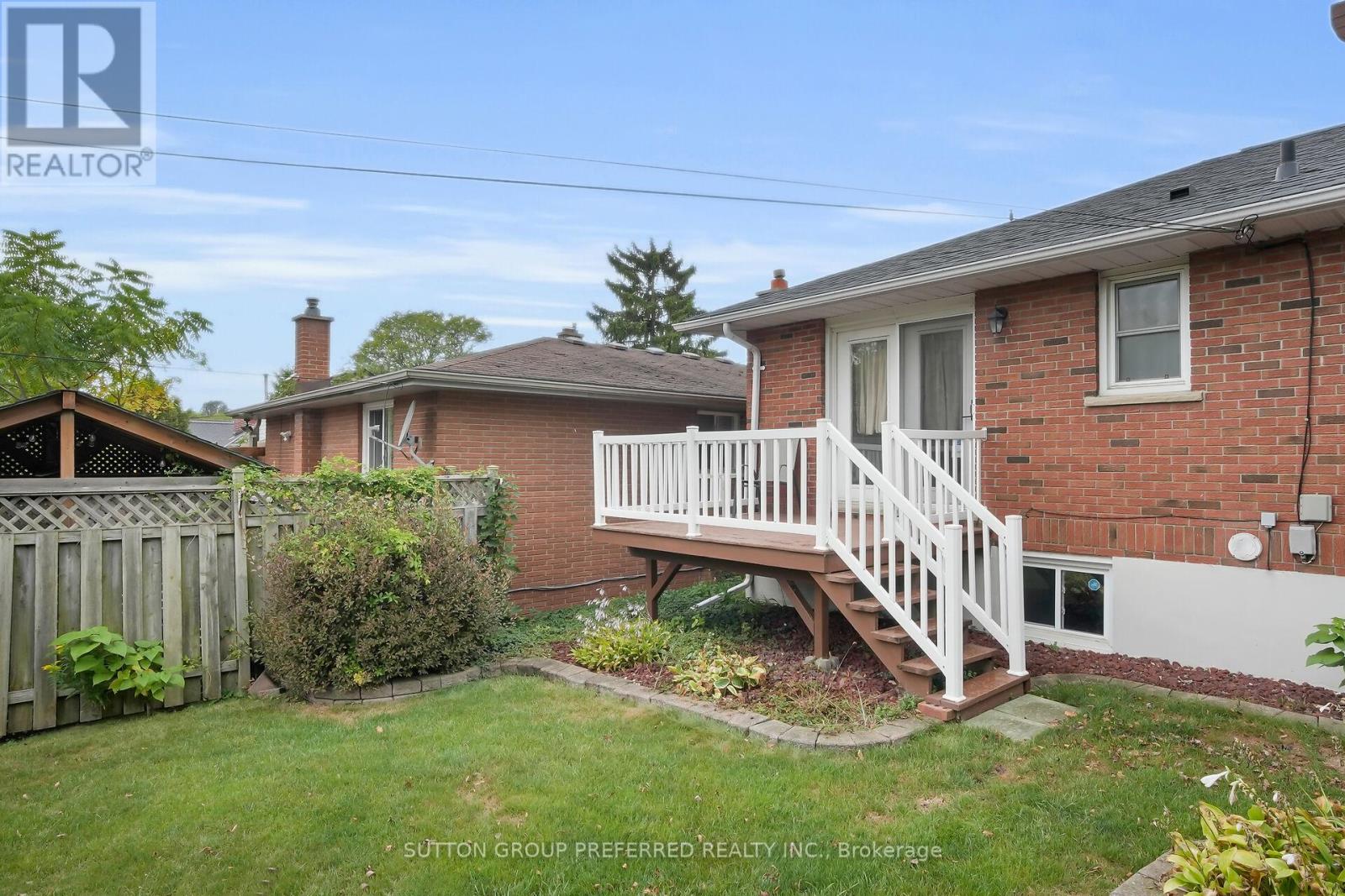 737 Whetter Avenue, London South, Ontario  N6C 2H1 - Photo 40 - X12428227