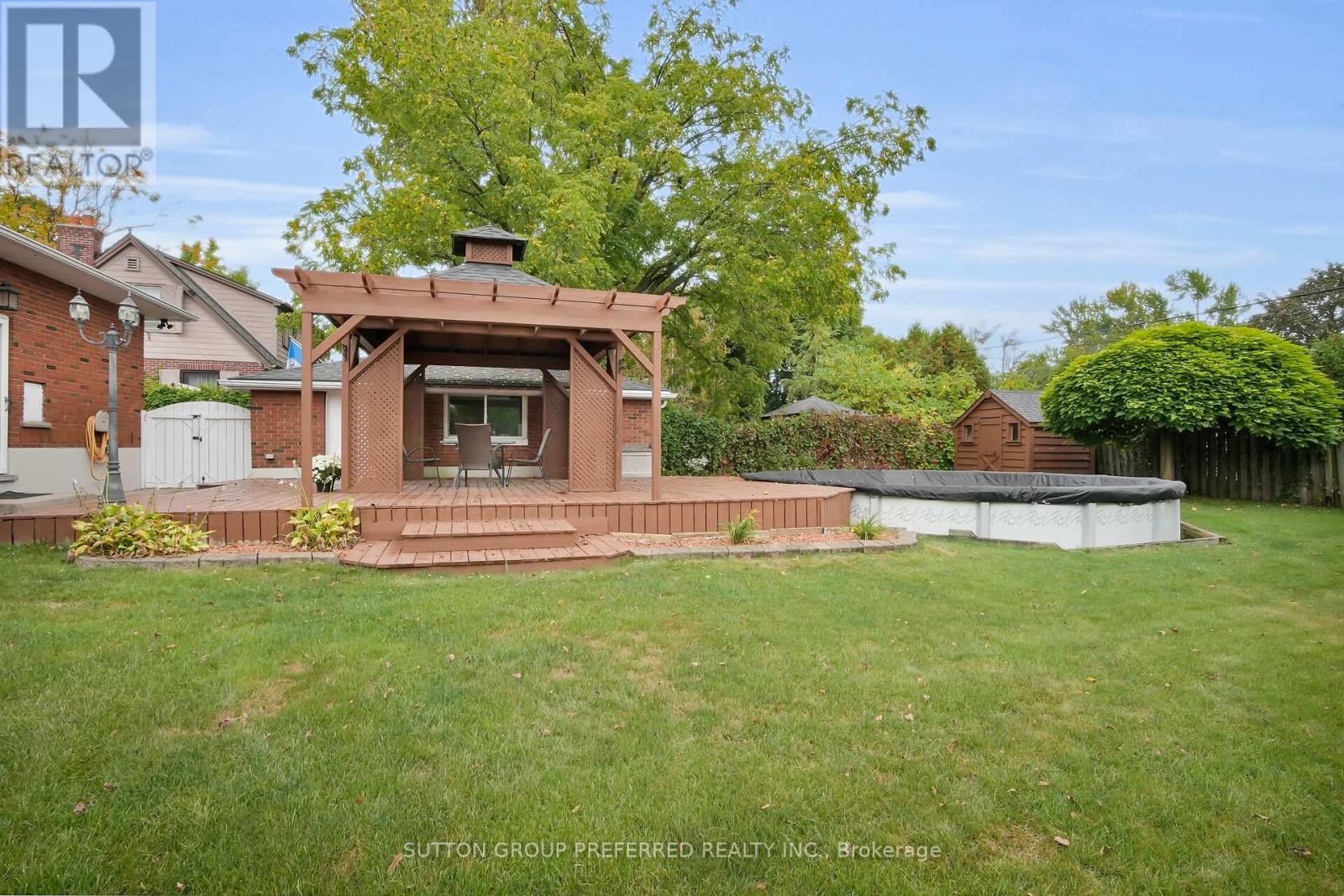 737 Whetter Avenue, London South, Ontario  N6C 2H1 - Photo 41 - X12428227