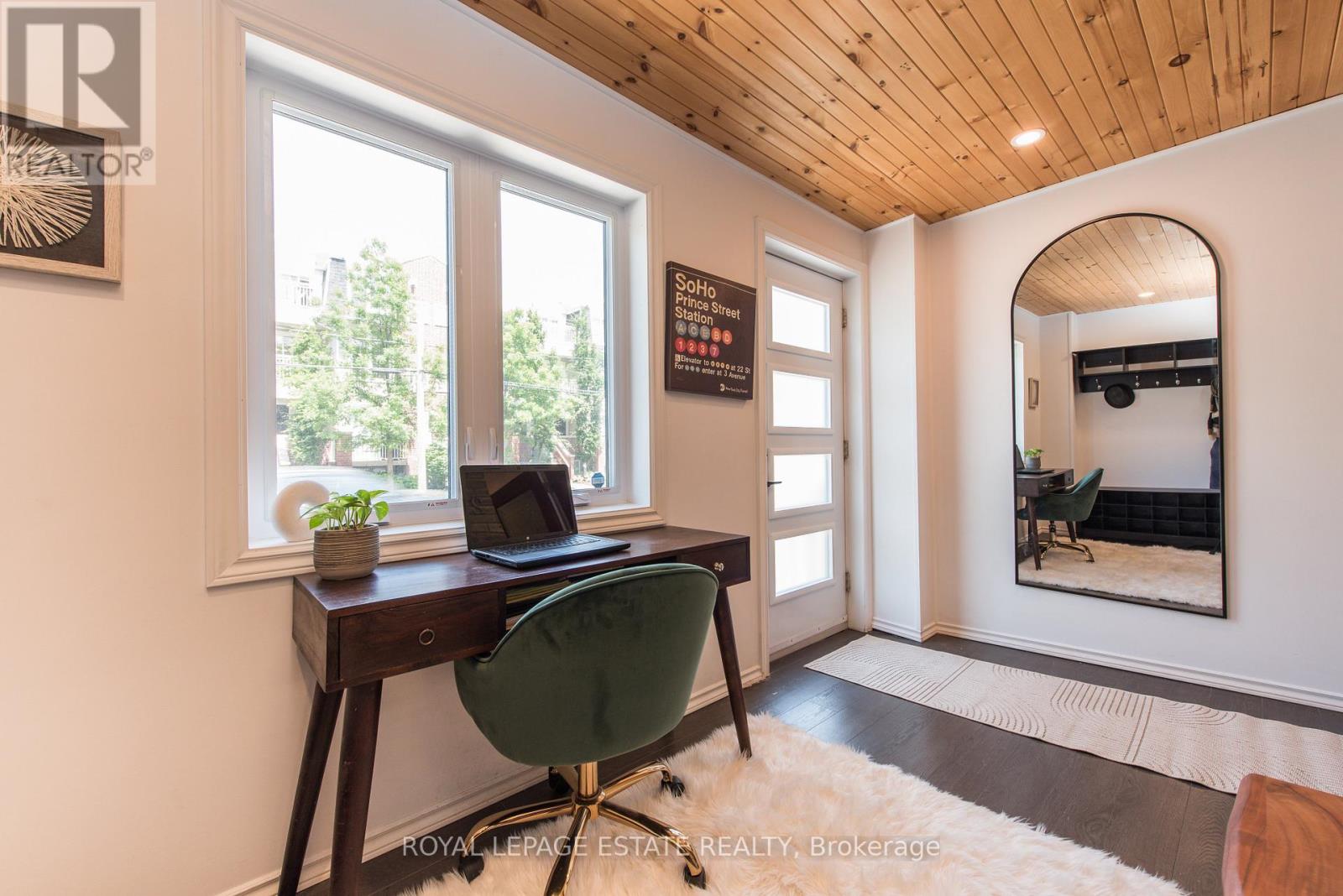 2311 Gerrard Street E, Toronto, Ontario  M4E 2E5 - Photo 12 - E12428130