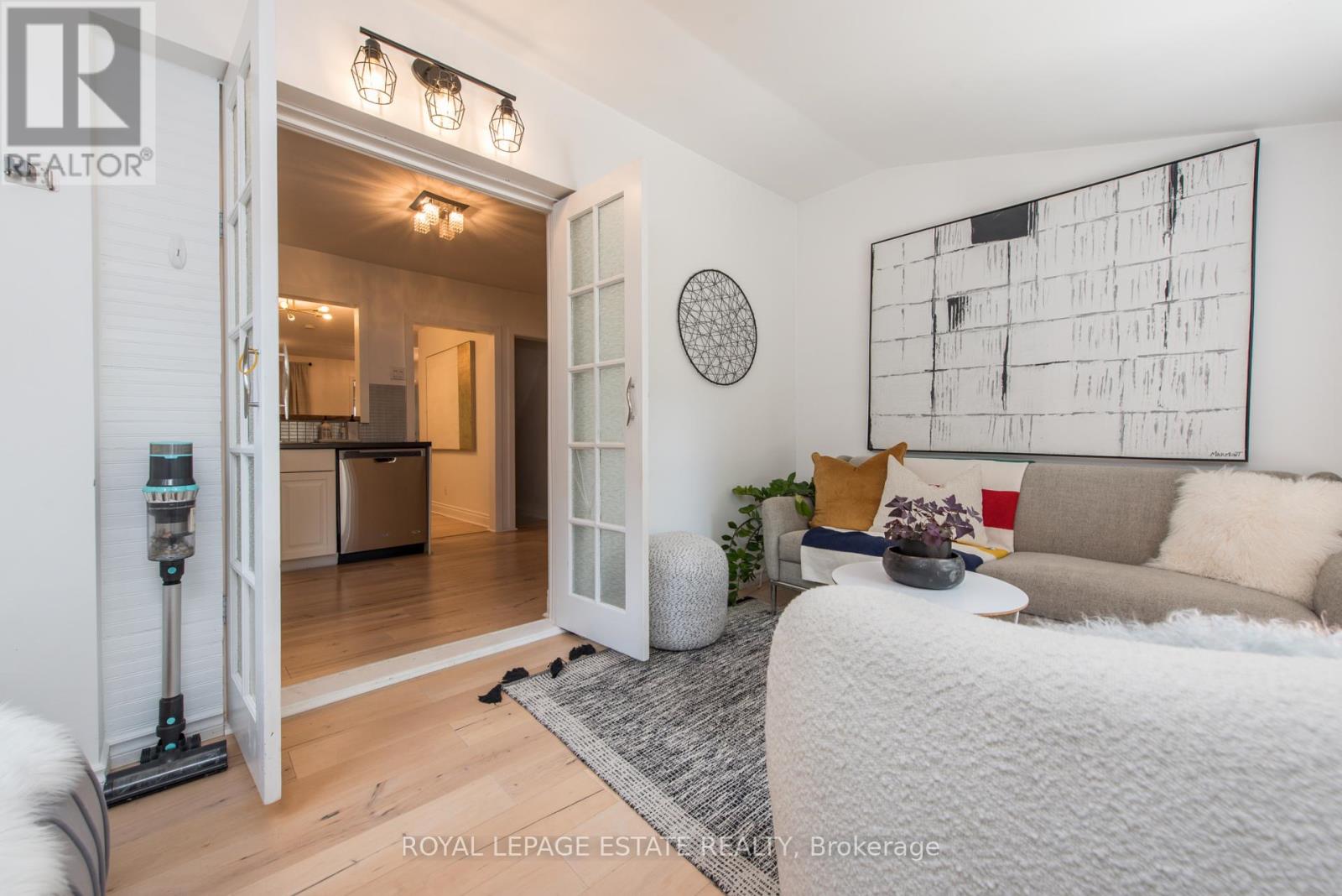 2311 Gerrard Street E, Toronto, Ontario  M4E 2E5 - Photo 29 - E12428130