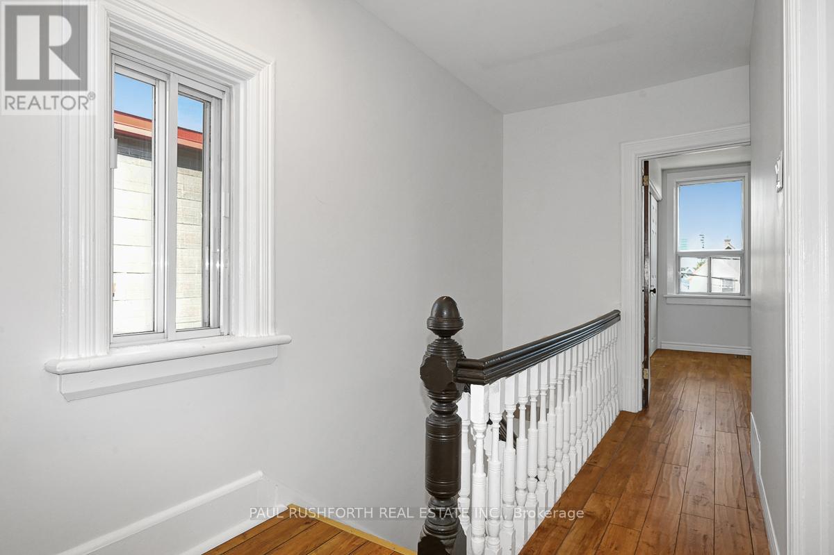 36 Champagne Avenue S, Ottawa, Ontario  K1S 4P2 - Photo 19 - X12428261