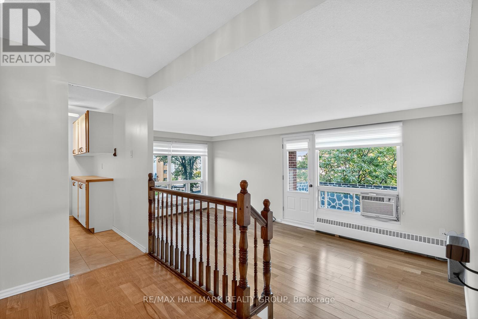 304 - 915 Elmsmere Road, Ottawa, Ontario  K1J 8H8 - Photo 12 - X12428304