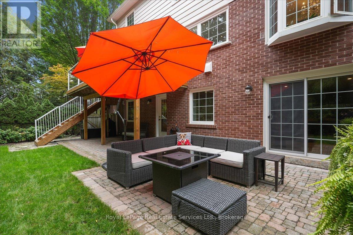 215 Weldon Avenue, Oakville, Ontario  L6K 2H9 - Photo 27 - W12428242