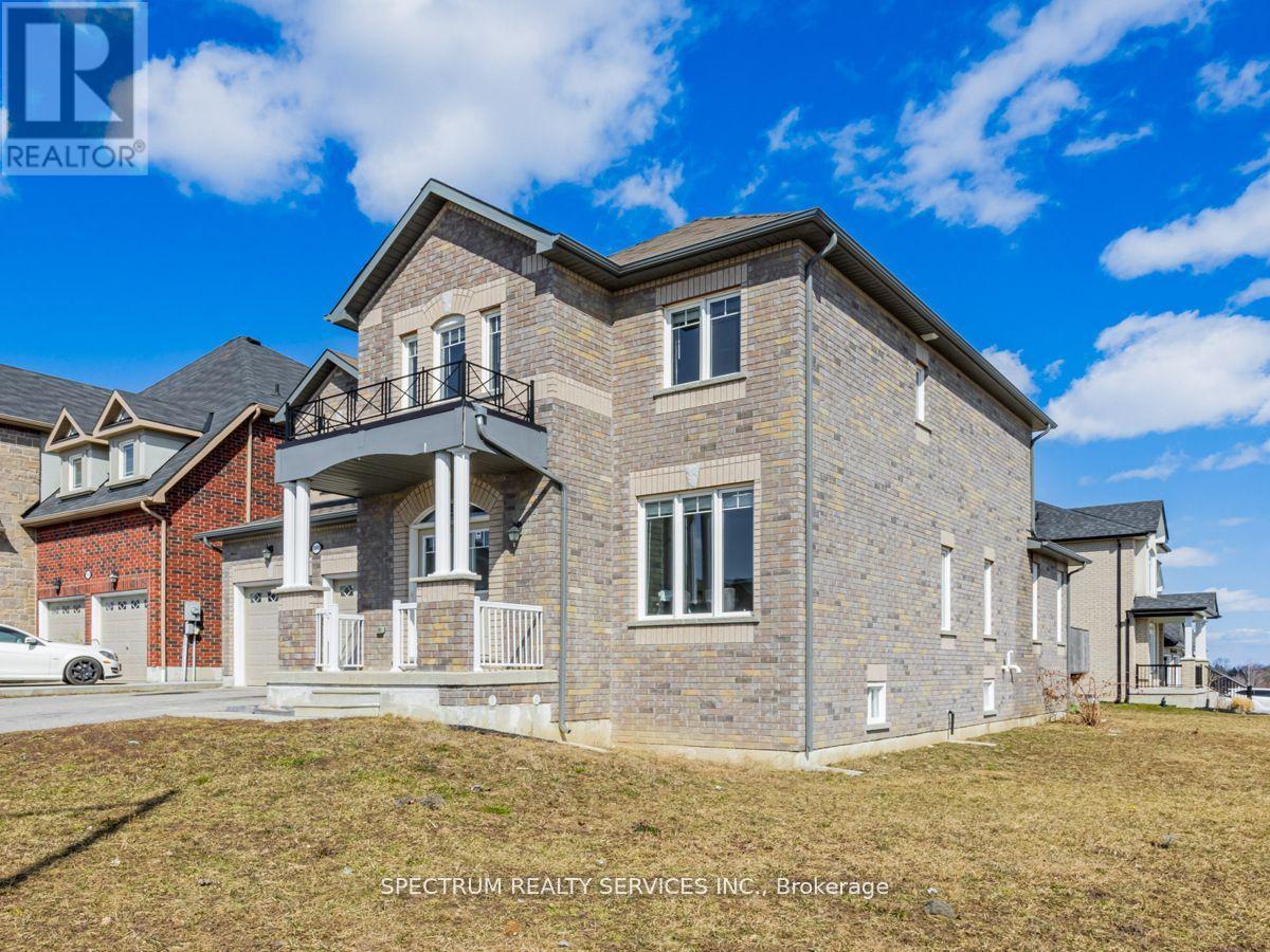 1949 Jans Boulevard, Innisfil, Ontario  L9S 0L2 - Photo 2 - N12428089