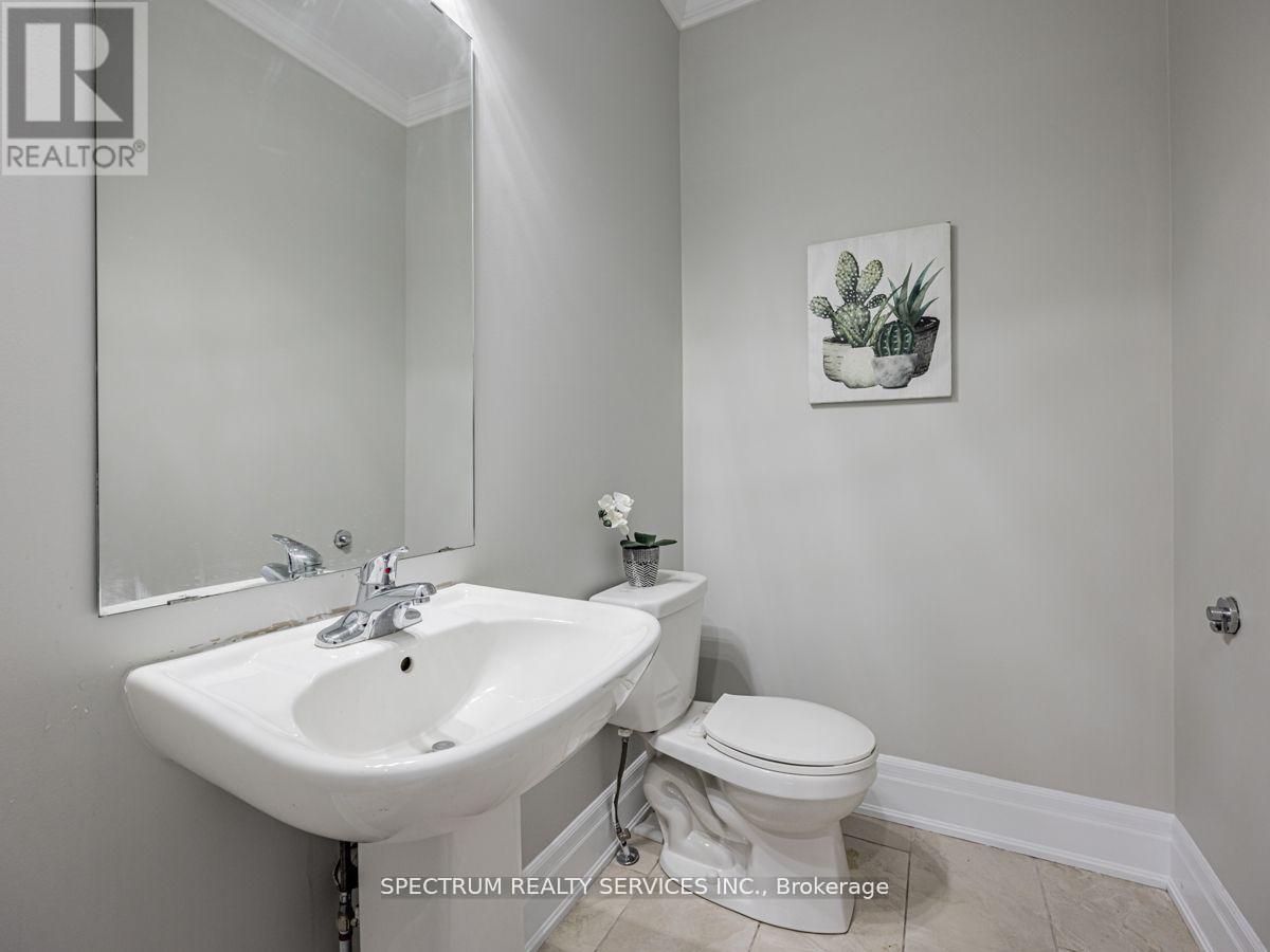 1949 Jans Boulevard, Innisfil, Ontario  L9S 0L2 - Photo 28 - N12428089