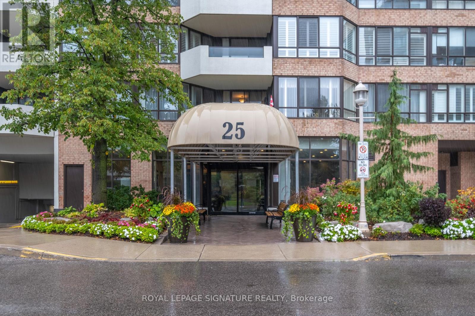 422 - 25 Austin Drive, Markham, Ontario  L3R 8H4 - Photo 35 - N12428104