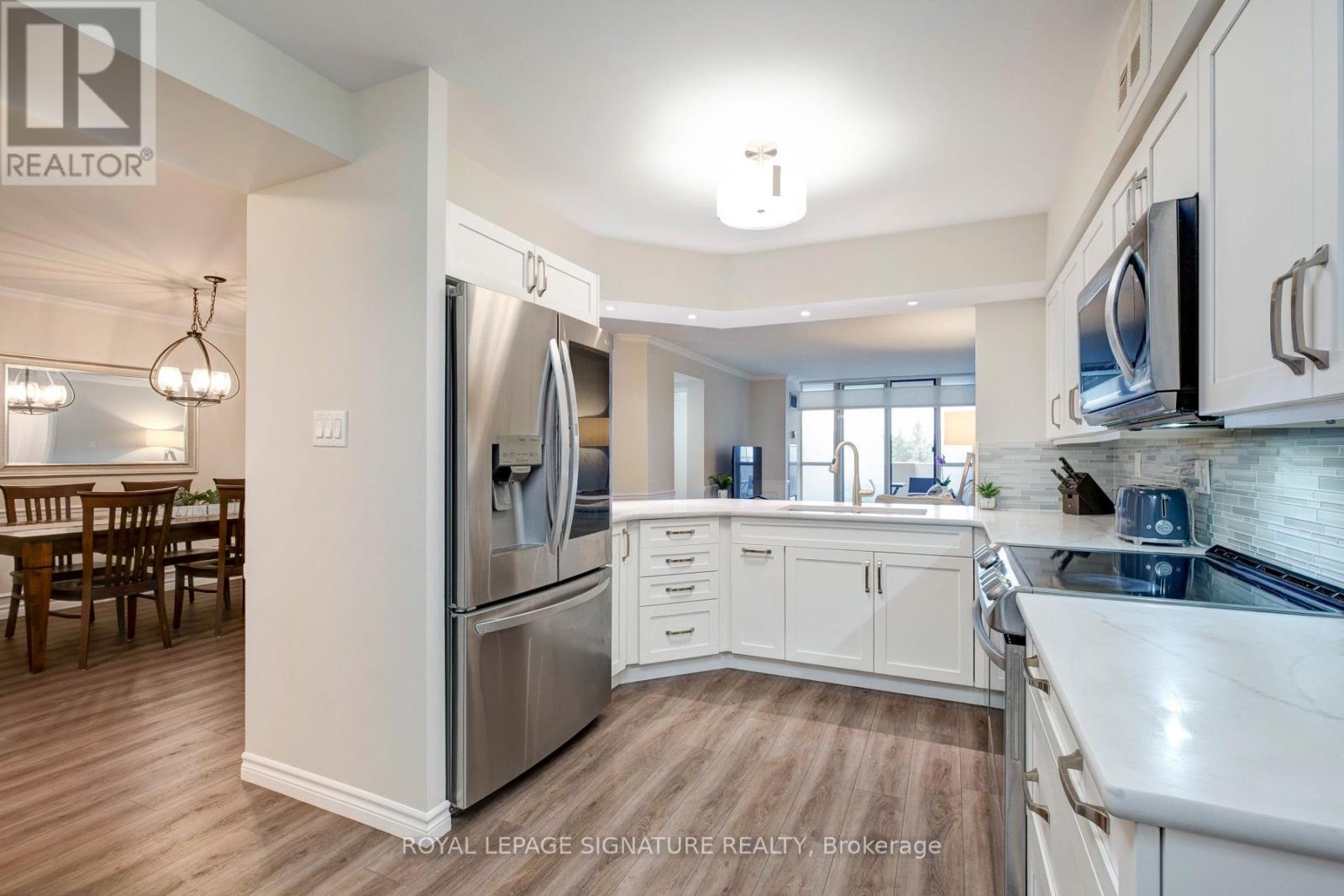 422 - 25 Austin Drive, Markham, Ontario  L3R 8H4 - Photo 9 - N12428104