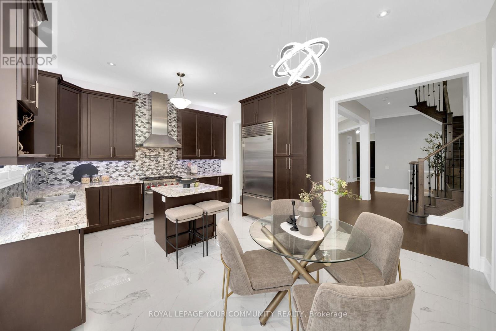 61 Ross Vennare Crescent, Vaughan, Ontario  L4H 4N2 - Photo 19 - N12428151