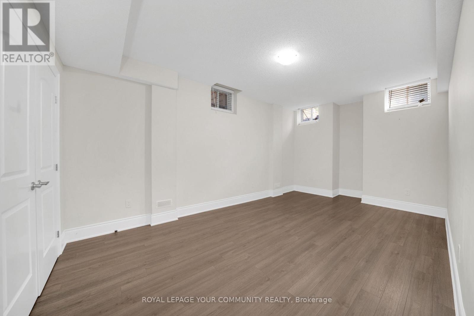 61 Ross Vennare Crescent, Vaughan, Ontario  L4H 4N2 - Photo 40 - N12428151