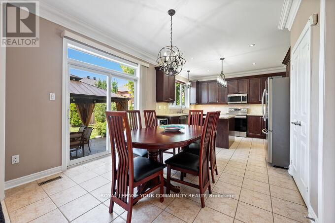 40 Barberry Crescent, Richmond Hill, Ontario  L4E 4S4 - Photo 23 - N12428152