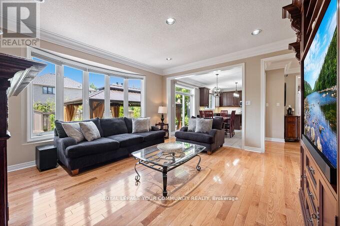 40 Barberry Crescent, Richmond Hill, Ontario  L4E 4S4 - Photo 25 - N12428152