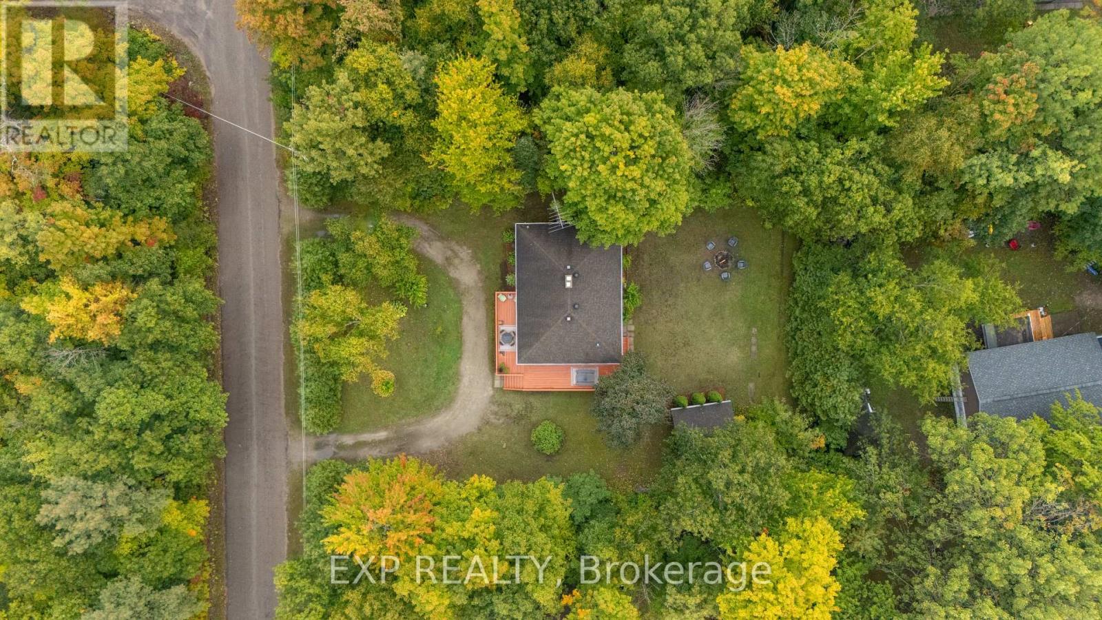 34 Staglir Drive, Tiny, Ontario  L9M 0H2 - Photo 33 - S12428085