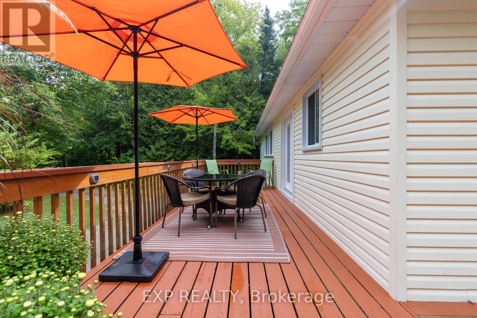 34 Staglir Drive, Tiny, Ontario  L9M 0H2 - Photo 6 - S12428085