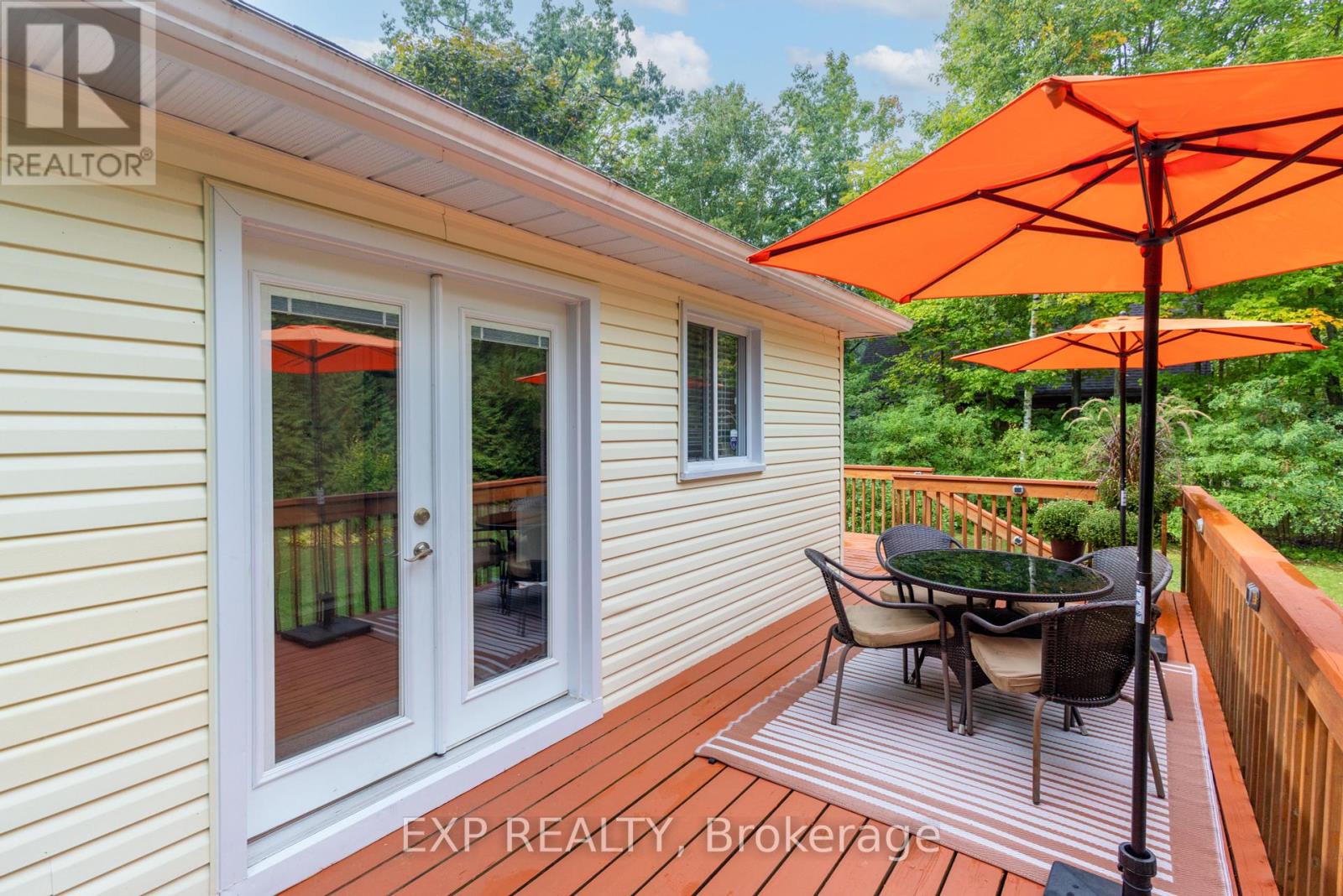 34 Staglir Drive, Tiny, Ontario  L9M 0H2 - Photo 7 - S12428085