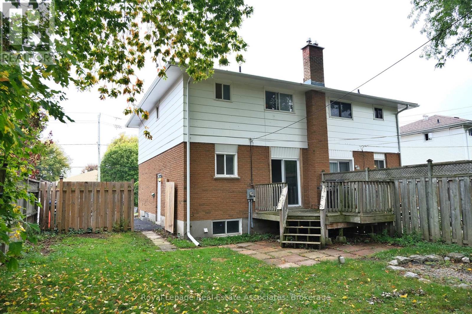 656 Oak Street, Collingwood, Ontario  L9Y 2Z8 - Photo 5 - S12428108