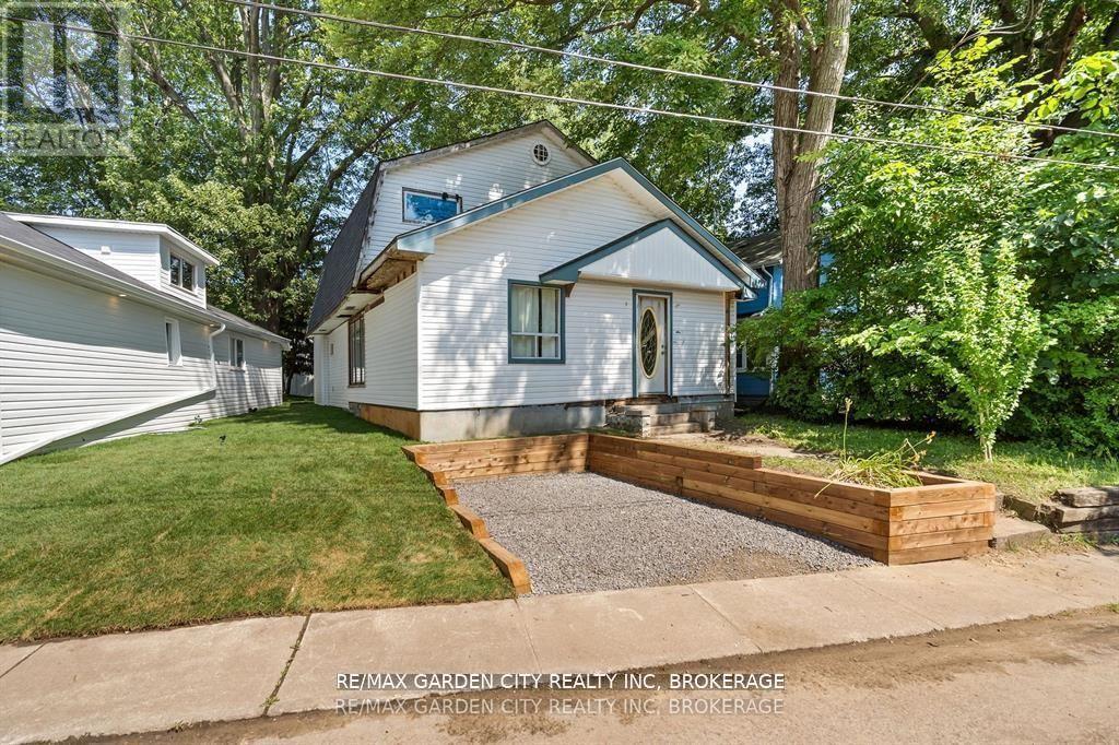 231 LINCOLN ROAD W, Fort Erie, Ontario